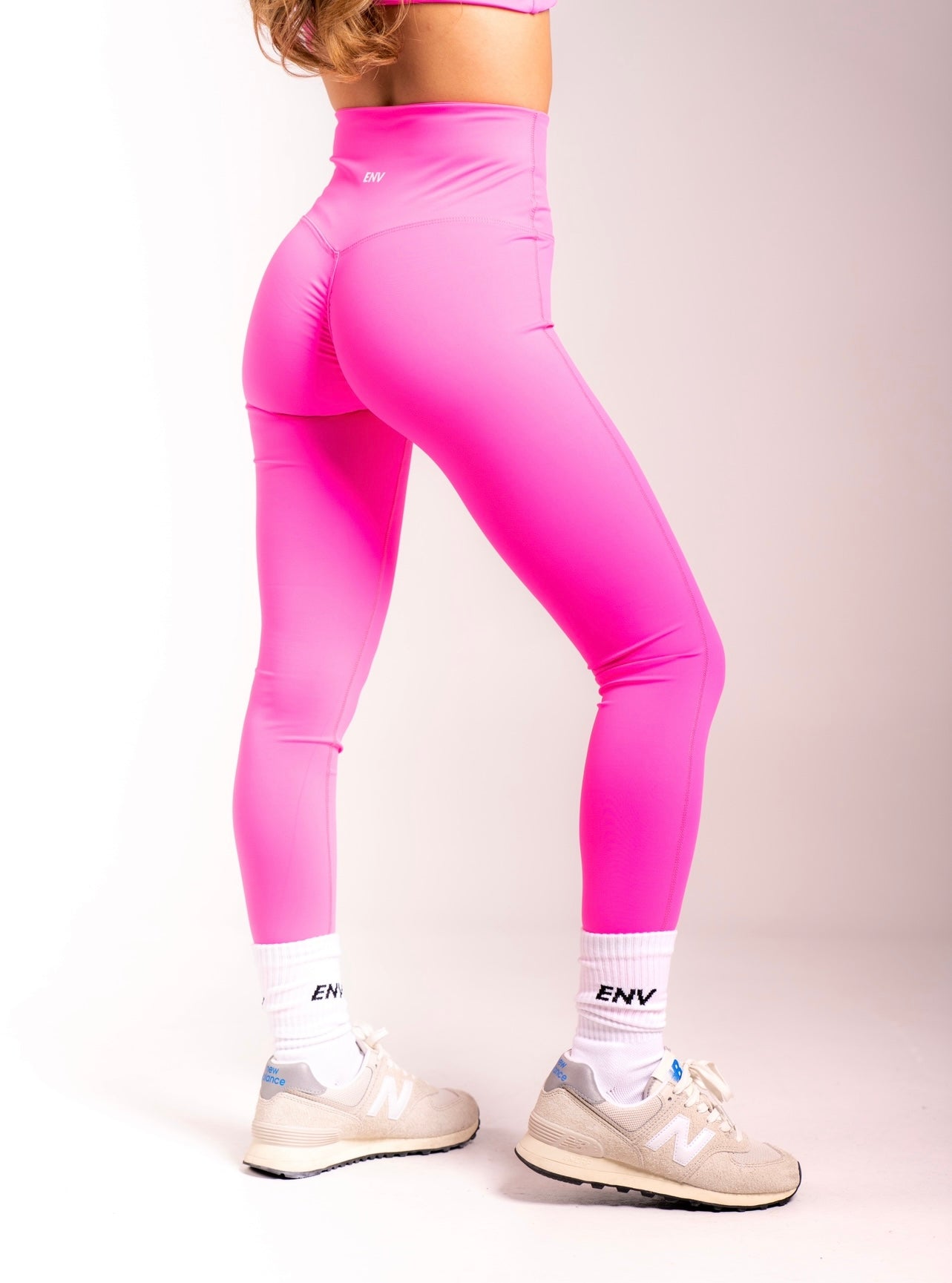 Shocking Pink Sport Leggings